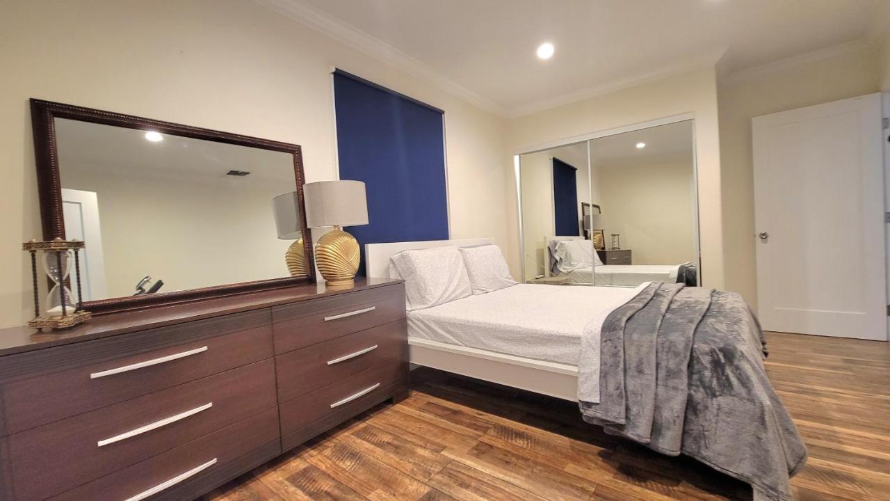 Large 1-Bedroom With Kitchen In Encino Los Angeles Buitenkant foto